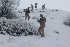 رشادت مرزبانان استان اردبیل در شرایط پوشیده از برف+عکس